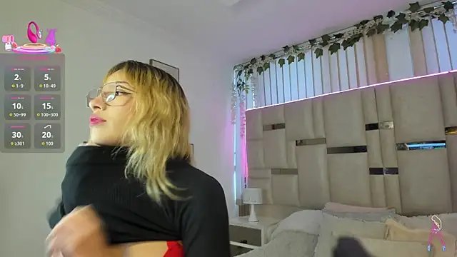 Maya-jhons online show from March 19, 11:47 am