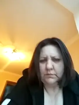 Snapshot of LockyCharm111 chatting on February 26, 3:44 pm LockyCharm111 online show from February 26, 3:44 pm