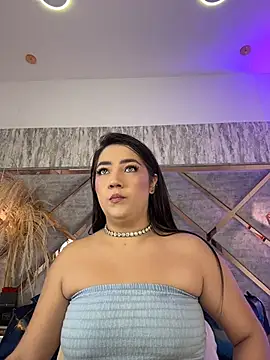 Snapshot of Hannah-Prada chatting on July 4, 11:38 am Hannah-Prada online show from July 4, 11:38 am