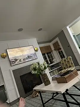 Snapshot of mutuallybeneficial chatting on February 12, 3:45 am mutuallybeneficial online show from February 12, 3:45 am