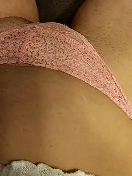 Snapshot of anitamadrid chatting on February 12, 8:20 am anitamadrid online show from February 12, 8:20 am