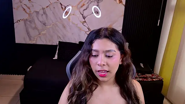 Sophie19   online show from February 17, 12:12 pm