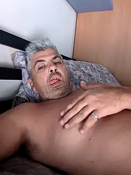 raysexy81 online show from July 12, 3:36 pm