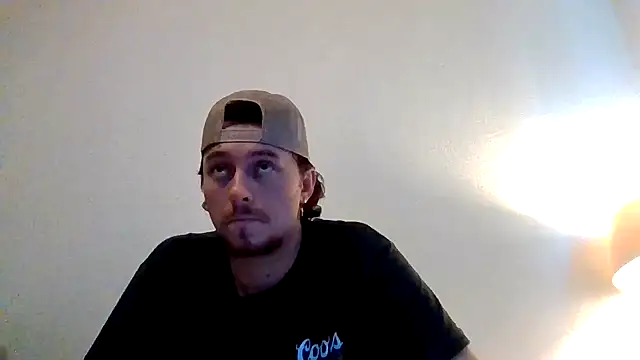 Snapshot of Tallhungandcloudy chatting on February 14, 6:48 pm Tallhungandcloudy online show from February 14, 6:48 pm