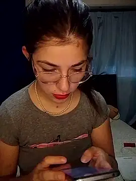 Snapshot of Luna33- chatting on March 3, 10:15 pm Luna33- online show from March 3, 10:15 pm