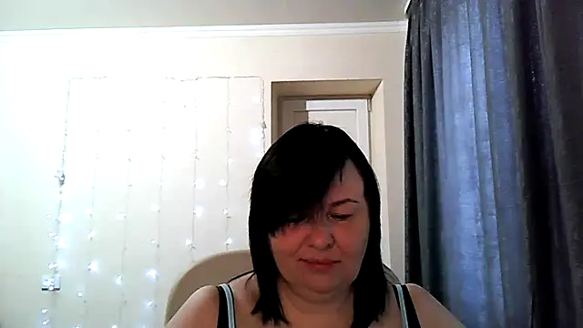 EmilliXXX online show from February 23, 8:01 am