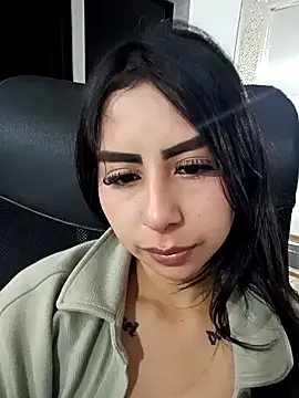 Snapshot of HotGirlK69 chatting on March 3, 1:45 am HotGirlK69 online show from March 3, 1:45 am