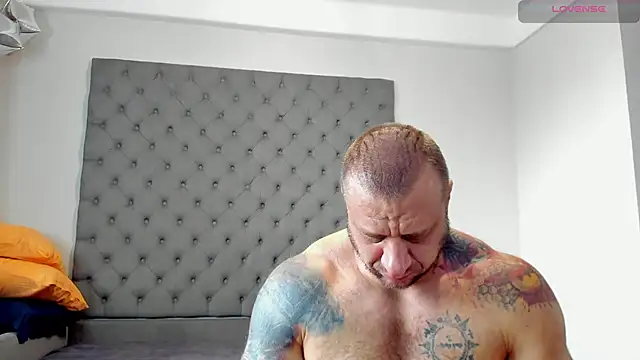 Snapshot of Samson_Legend chatting on October 13, 10:59 am Samson Legend online show from October 13, 10:59 am