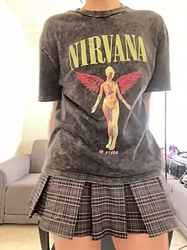 JeanneDuval8888 online show from April 16, 11:29 pm