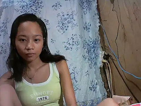 Snapshot of Asianpinay_Skinny1818 chatting on March 17, 10:13 pm Asianpinay Skinny1818 online show from March 17, 10:13 pm