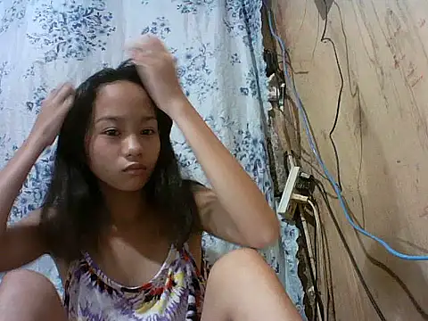 Snapshot of Asianpinay_Skinny1818 chatting on March 22, 11:35 am Asianpinay Skinny1818 online show from March 22, 11:35 am