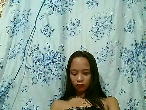 Snapshot of Asianpinay_Skinny1818 chatting on April 3, 9:51 am Asianpinay Skinny1818 online show from April 3, 9:51 am