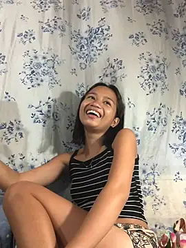 Asianpinay Skinny1818 online show from June 17, 1:45 pm