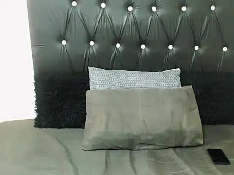 NtandoXx online show from June 3, 9:45 am