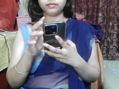 Snapshot of Arohi-67 chatting on May 13, 2:47 pm Arohi-67 online show from May 13, 2:47 pm