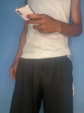 mondacuo3000 online show from April 3, 6:28 pm