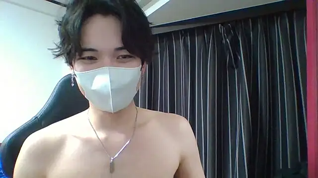 Snapshot of raitokun5555 chatting on February 13, 1:07 pm raitokun5555 online show from February 13, 1:07 pm