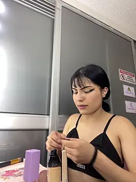 Snapshot of SamanthaVelvettAss chatting on March 11, 3:23 am SamanthaVelvettAss online show from March 11, 3:23 am