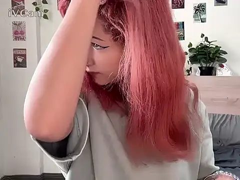 pixieyes00n online show from February 28, 3:40 am