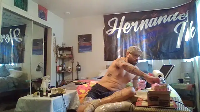 Snapshot of TheDaddio03 chatting on February 24, 9:13 pm TheDaddio03 online show from February 24, 9:13 pm