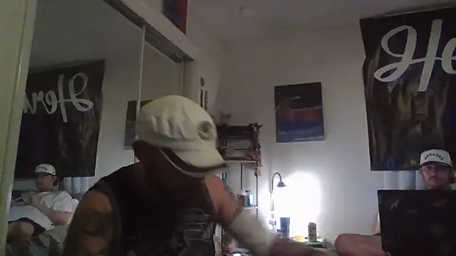 Snapshot of TheDaddio03 chatting on February 28, 2:34 am TheDaddio03 online show from February 28, 2:34 am