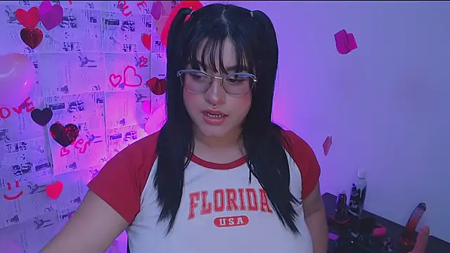 Snapshot of Hany_parker chatting on February 26, 5:06 am Hany parker online show from February 26, 5:06 am