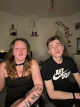 Snapshot of Maryjane-Spidermann chatting on February 20, 7:36 pm Maryjane-Spidermann online show from February 20, 7:36 pm