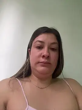 Snapshot of Abby__LS chatting on February 14, 12:35 pm Abby LS online show from February 14, 12:35 pm