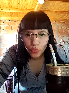 lolaa0777 online show from April 28, 6:02 pm