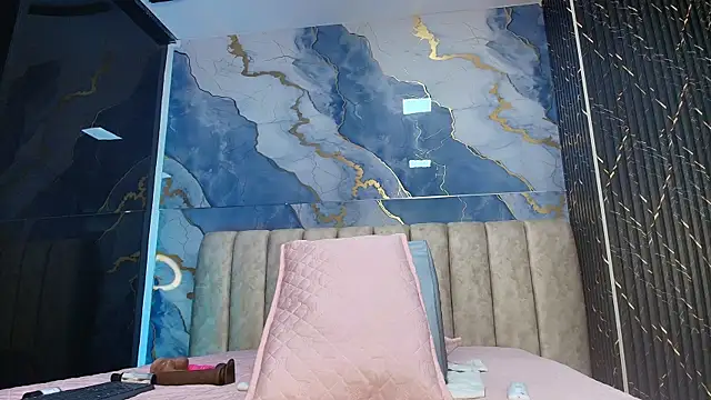 vale rioss online show from March 31, 7:14 pm