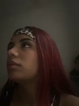 Snapshot of TiffanySander chatting on February 28, 2:12 am TiffanySander online show from February 28, 2:12 am