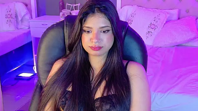 Snapshot of Hana_Stone chatting on February 25, 3:32 pm Hana Stone online show from February 25, 3:32 pm