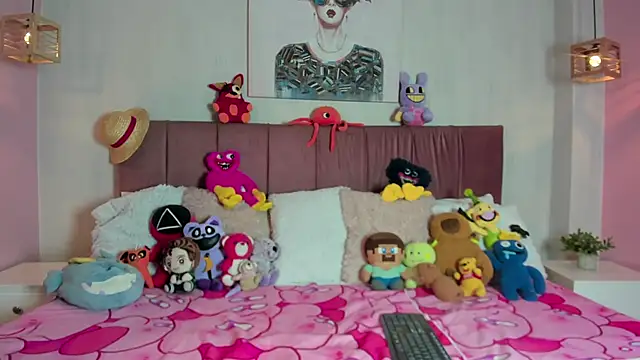 Snapshot of emma_wilder_ chatting on February 21, 8:10 pm emma wilder online show from February 21, 8:10 pm