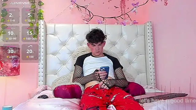 Snapshot of Philippsx chatting on February 14, 4:53 am Philippsx online show from February 14, 4:53 am