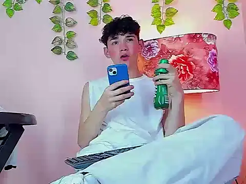 Snapshot of Philippsx chatting on February 25, 3:38 am Philippsx online show from February 25, 3:38 am