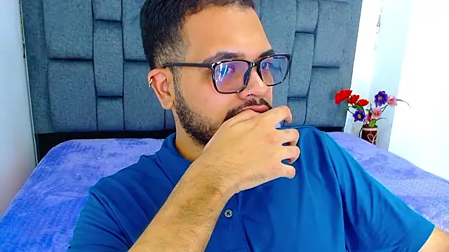 J black  online show from February 17, 6:03 pm