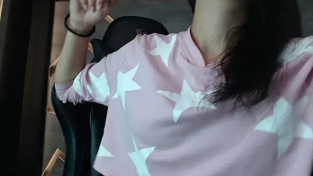 Snapshot of SinLickerr chatting on March 3, 8:04 pm SinLickerr online show from March 3, 8:04 pm