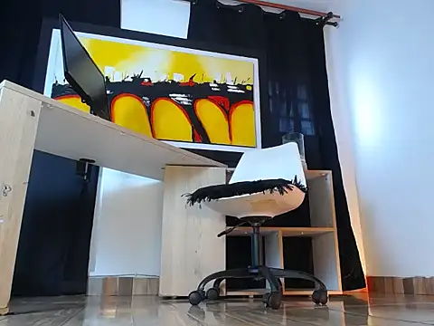 Snapshot of jullian_ricci chatting on February 18, 7:43 pm jullian ricci online show from February 18, 7:43 pm