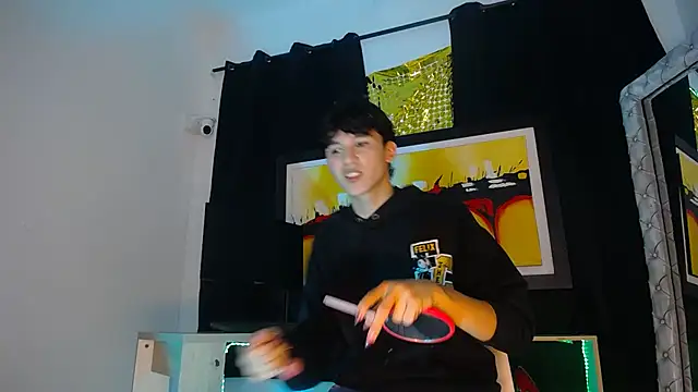 jullian ricci online show from March 28, 9:03 pm