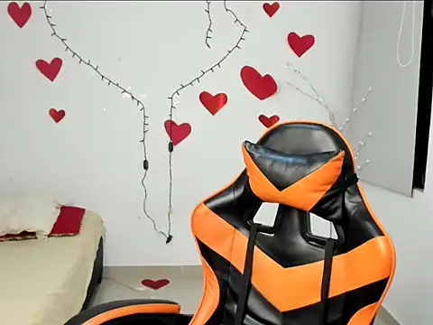 RYAN MYEARZ   online show from February 20, 10:49 am