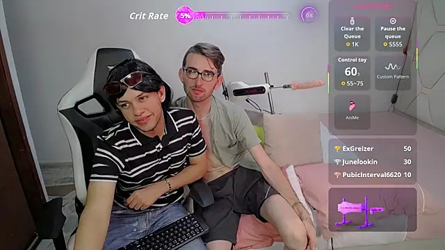 Snapshot of Top_and_bottom chatting on February 24, 8:56 am Top and bottom online show from February 24, 8:56 am