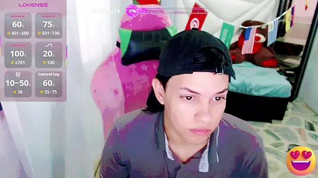 Top and bottom online show from June 24, 9:58 pm