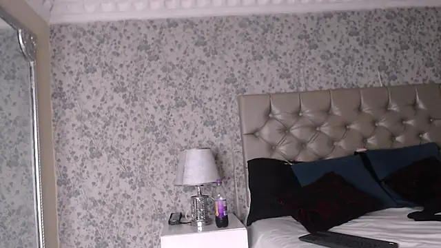 Snapshot of NoaahTylor chatting on March 1, 7:16 pm NoaahTylor online show from March 1, 7:16 pm