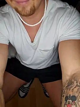 Snapshot of EddyRise- chatting on February 16, 6:26 pm EddyRise- online show from February 16, 6:26 pm