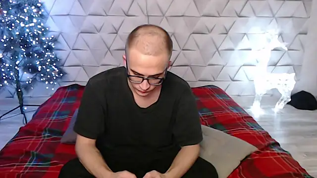 Snapshot of Pure_Aura chatting on February 13, 6:59 pm Pure Aura online show from February 13, 6:59 pm