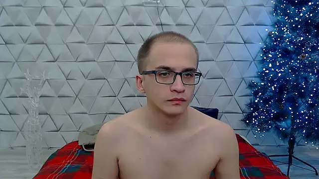 Snapshot of Pure_Aura chatting on February 26, 9:25 pm Pure Aura online show from February 26, 9:25 pm