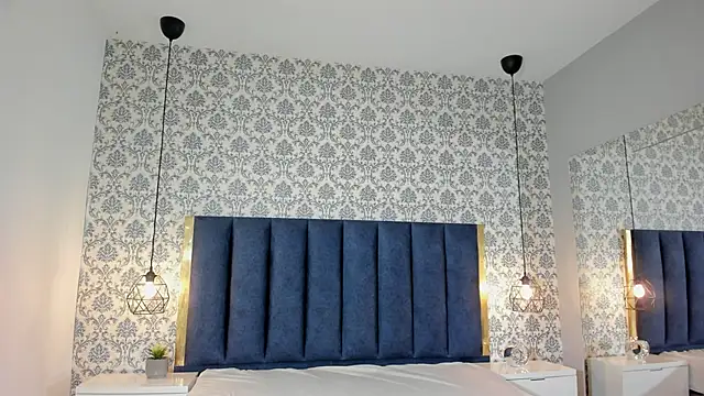 Kendra-Rousee online show from March 26, 9:20 pm