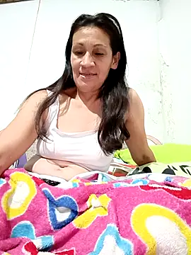 Layla Zaid online show from February 27, 3:50 am