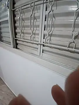 Snapshot of luamel2126 chatting on February 11, 1:32 am luamel2126 online show from February 11, 1:32 am