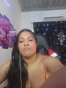 ZoeParcker online show from May 14, 8:48 pm